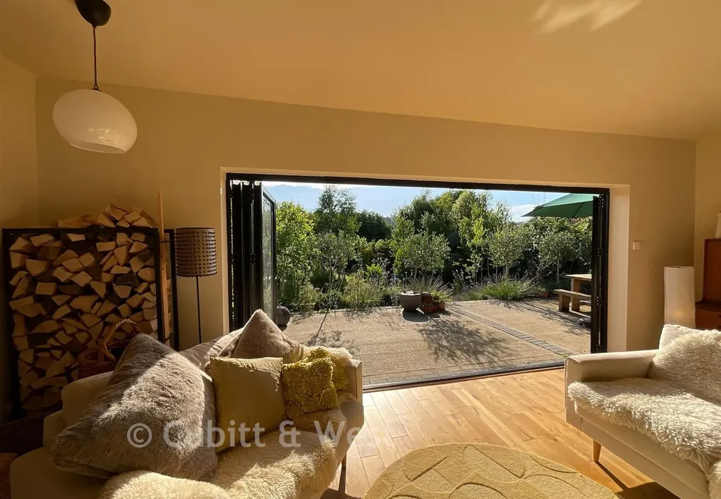 Lounge - Cissbury Gardens, Worthing, West Sussex - Wards of Kent