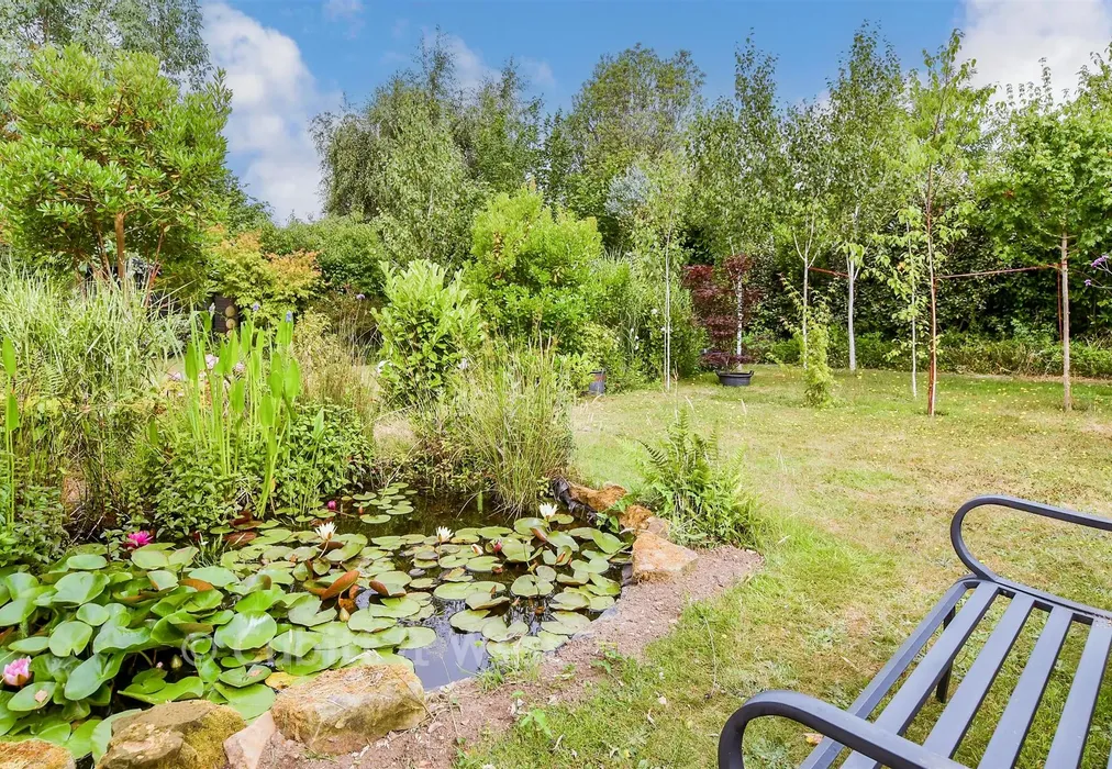 Rear Garden - Cissbury Gardens, Worthing, West Sussex - Wards of Kent