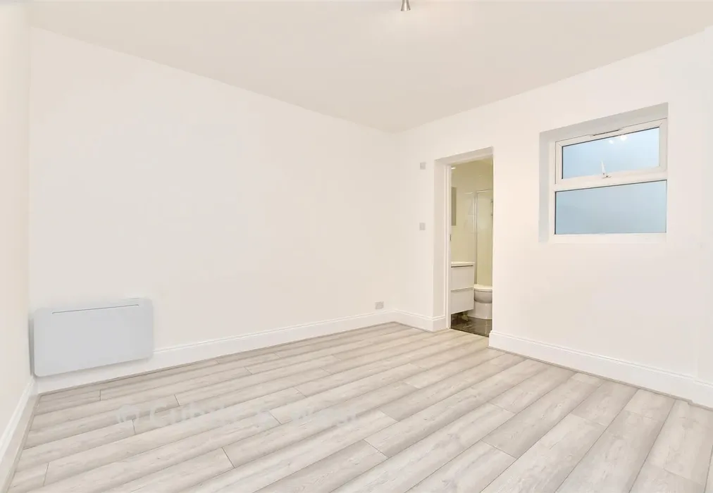 Dining Room - Harcourt Road, Thornton Heath, Surrey - Wards of Kent