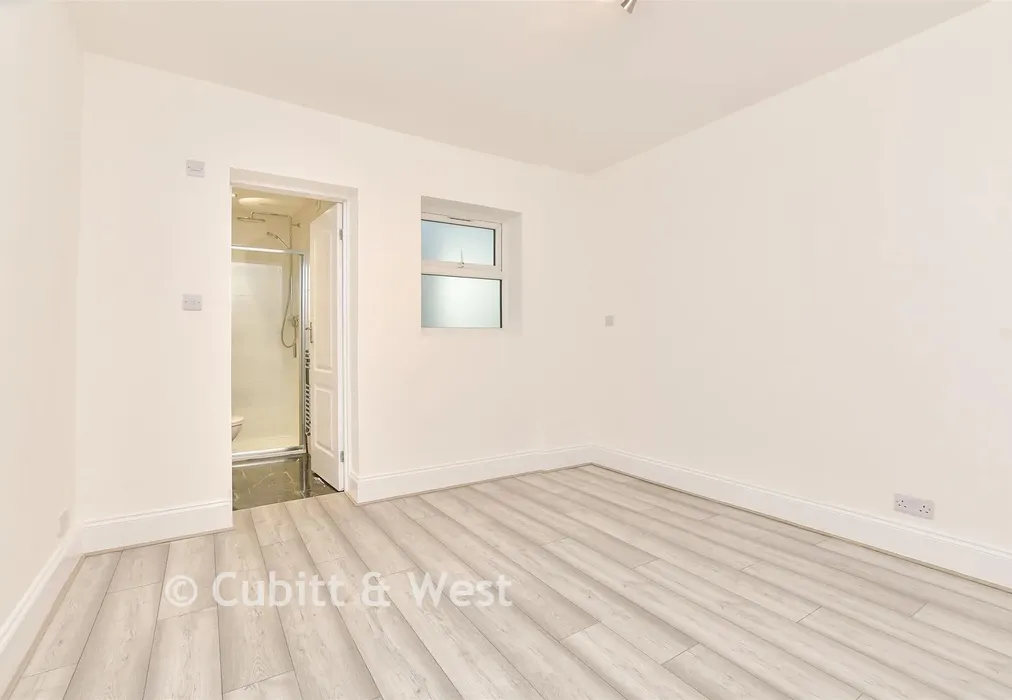 Dining Room - Harcourt Road, Thornton Heath, Surrey - Wards of Kent