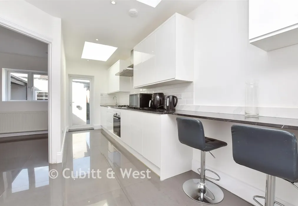 Kitchen - Harcourt Road, Thornton Heath, Surrey - Wards of Kent