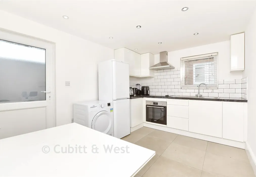 Room 2 - Harcourt Road, Thornton Heath, Surrey - Wards of Kent