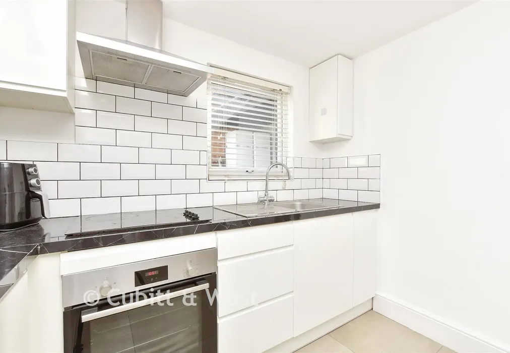 Room 2 - Harcourt Road, Thornton Heath, Surrey - Wards of Kent