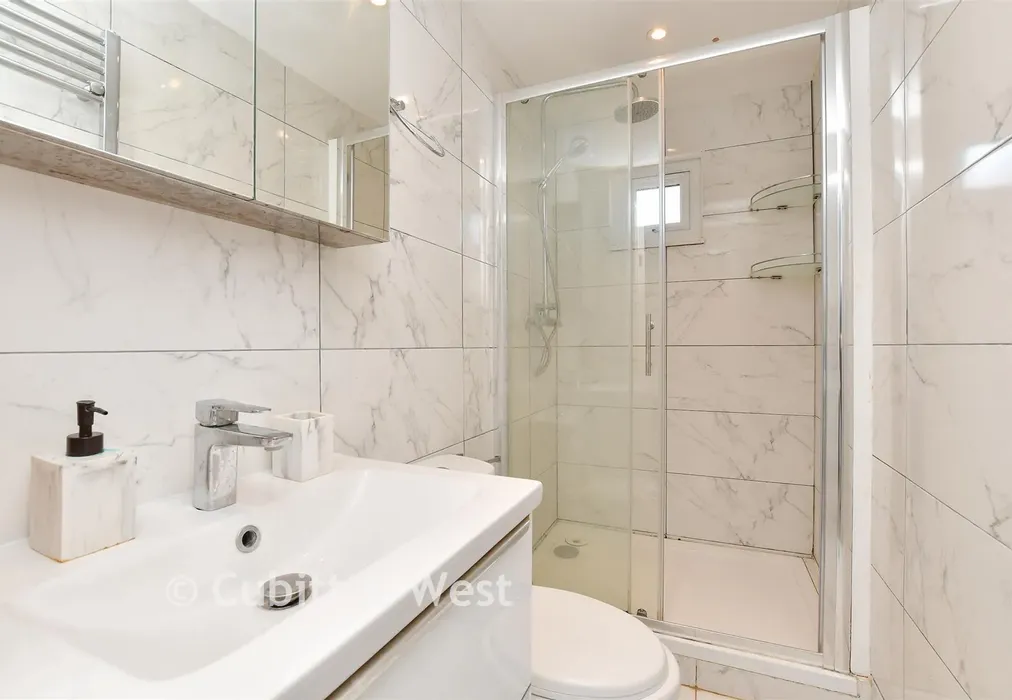 Shower Room - Harcourt Road, Thornton Heath, Surrey - Wards of Kent