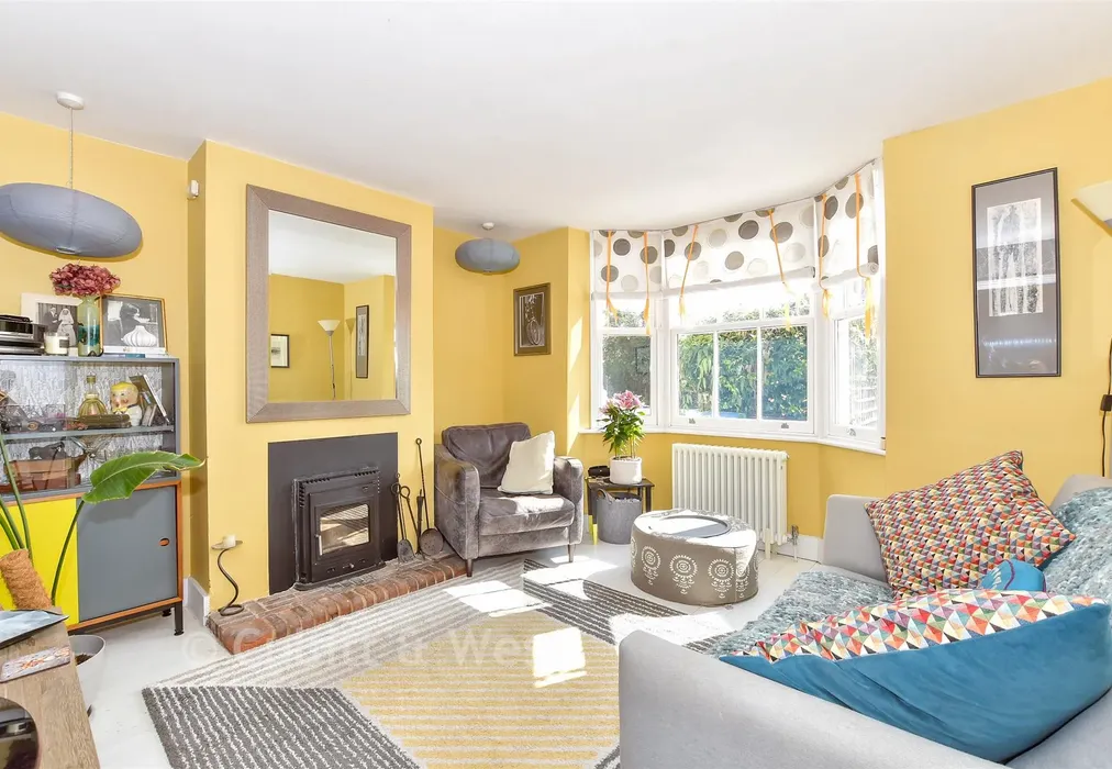 Lounge - Lyminster Road, Arundel, West Sussex - Wards of Kent