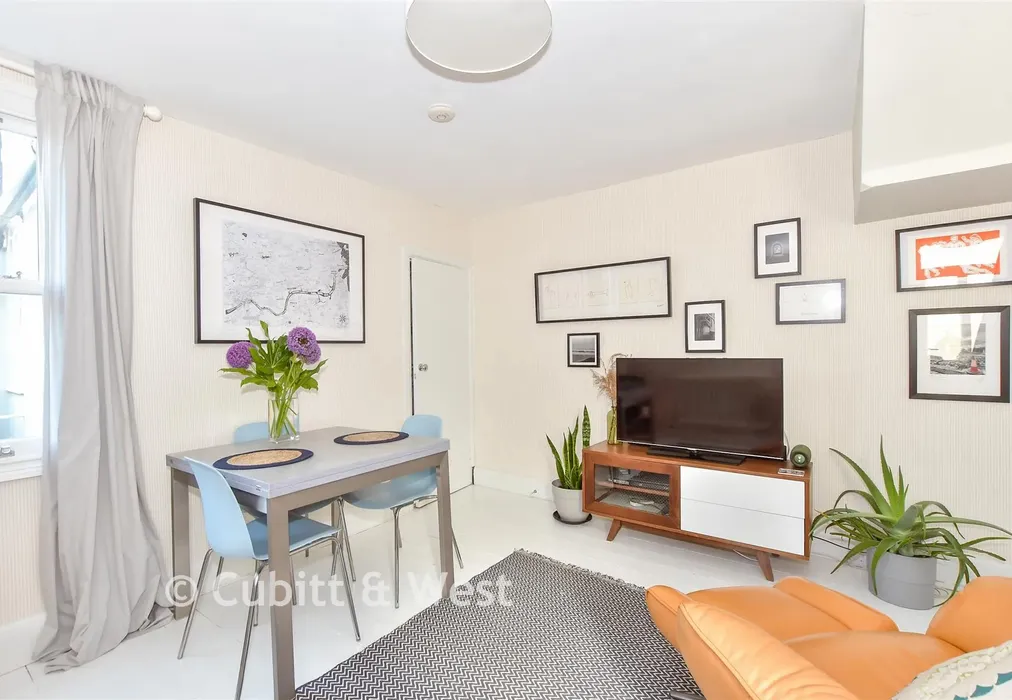 Dining Room - Lyminster Road, Arundel, West Sussex - Wards of Kent