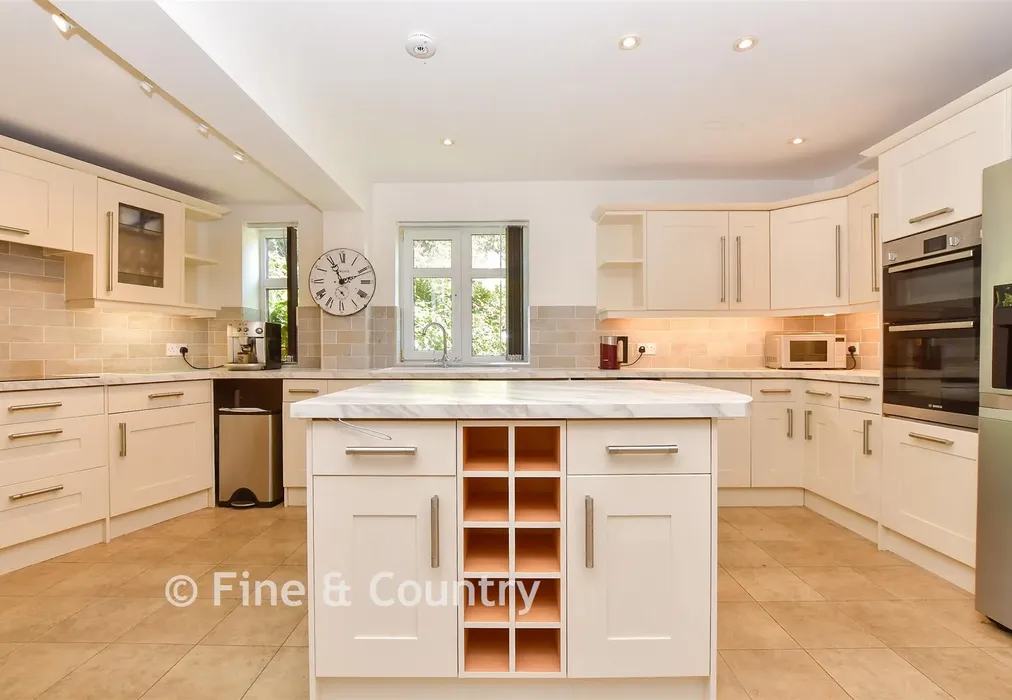Kitchen/ Breakfast Room - Richborough Road, Sandwich, Kent - Wards of Kent
