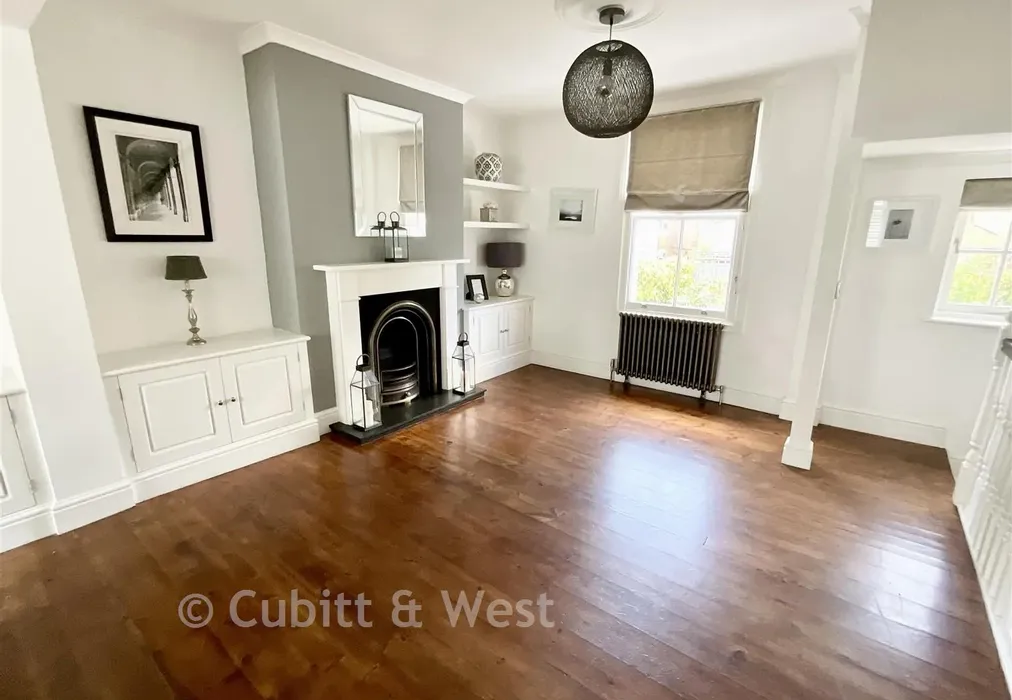 Lounge - Lesbourne Road, Reigate, Surrey - Wards of Kent