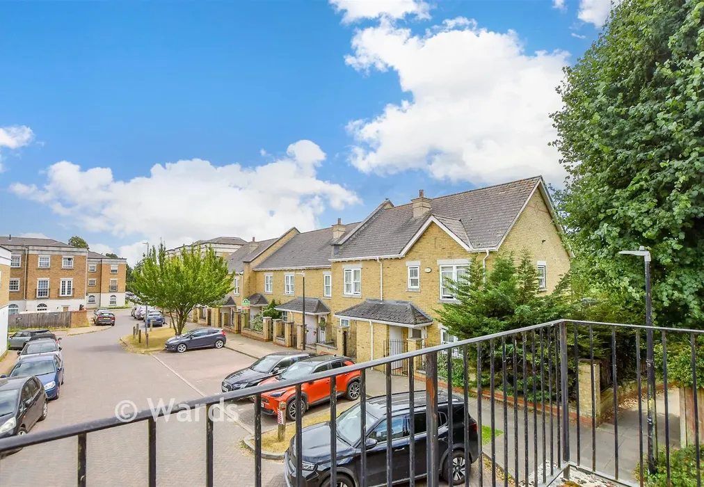 Lounge - Coriander Drive, Maidstone, Kent - Wards of Kent