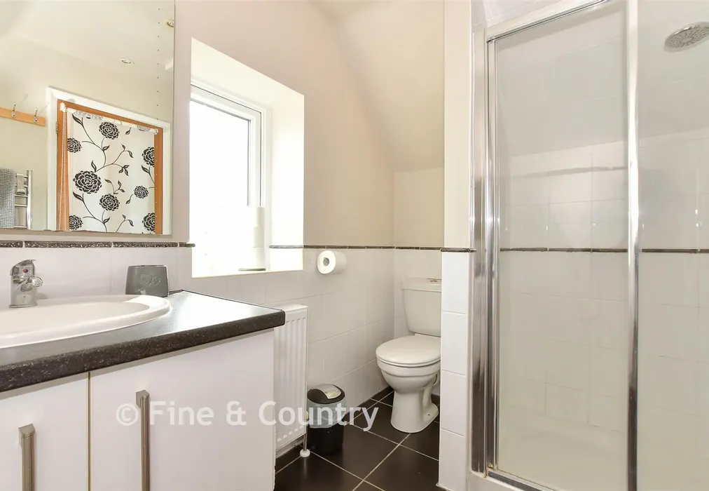 Flat En-Suite Shower Room - Clevelands Road, Wroxall, Ventnor, Isle of Wight - Wards of Kent