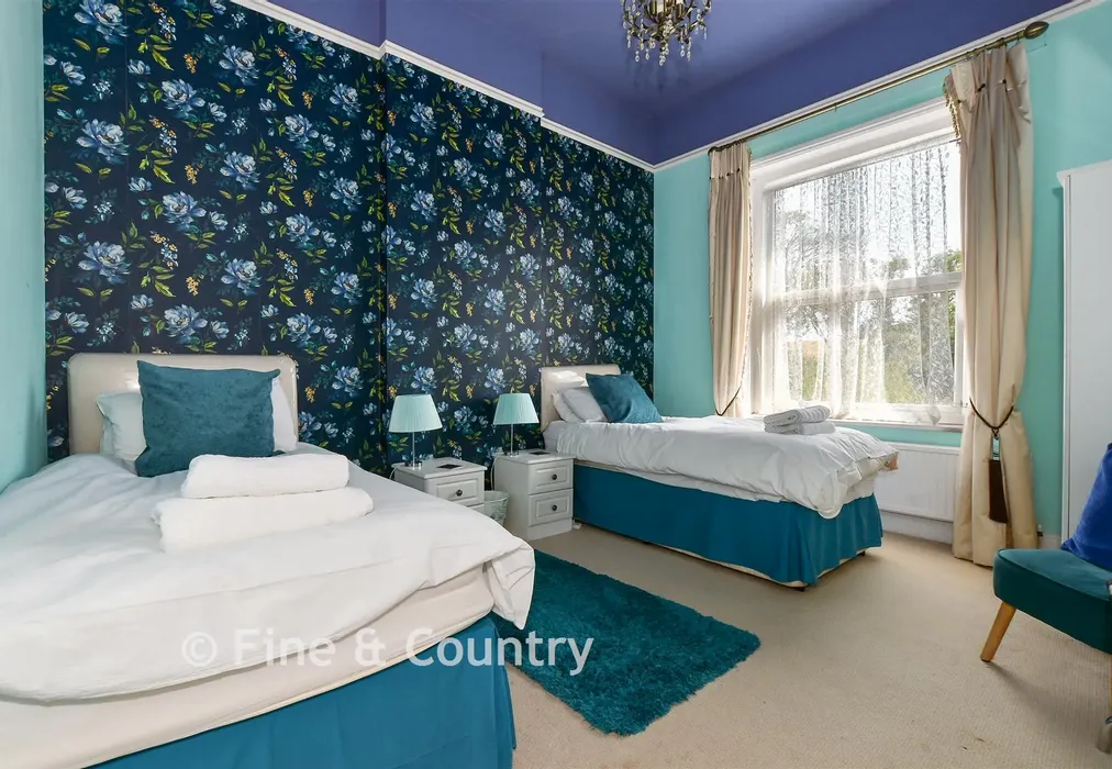 Bedroom 3 - Clevelands Road, Wroxall, Ventnor, Isle of Wight - Wards of Kent