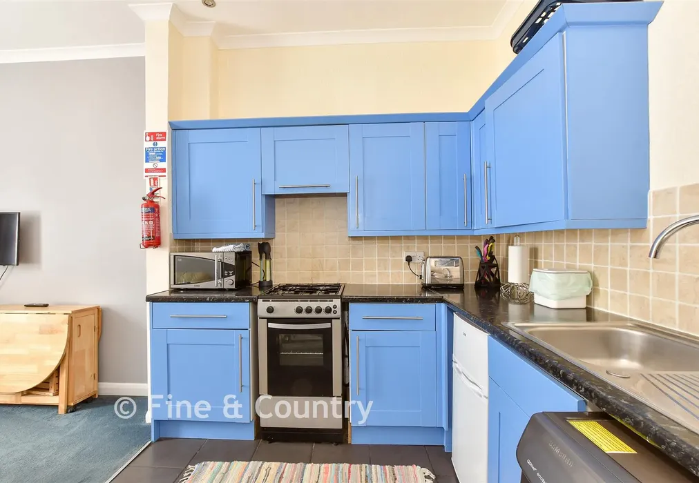 Annex Kitchen/ Living Room - Clevelands Road, Wroxall, Ventnor, Isle of Wight - Wards of Kent