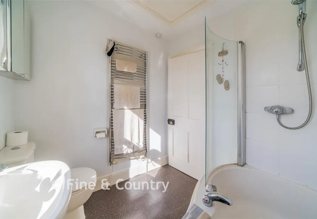 Dressing Room - Military Road, Brighstone, Isle of Wight - Wards of Kent