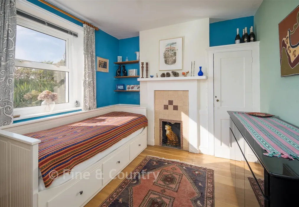 Bathroom - Military Road, Brighstone, Isle of Wight - Wards of Kent