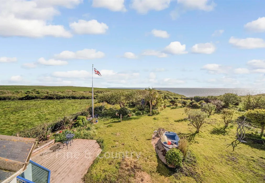 View To Side - Military Road, Brighstone, Isle of Wight - Wards of Kent