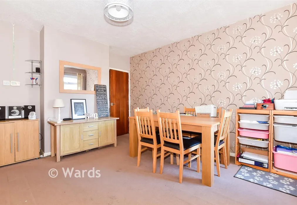 Dining Room - Queens Avenue, Snodland, Kent - Wards of Kent
