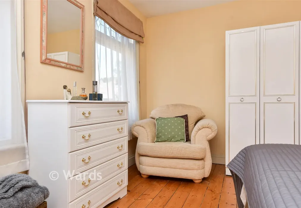Bedroom 1 - Beacon Road, Broadstairs, Kent - Wards of Kent