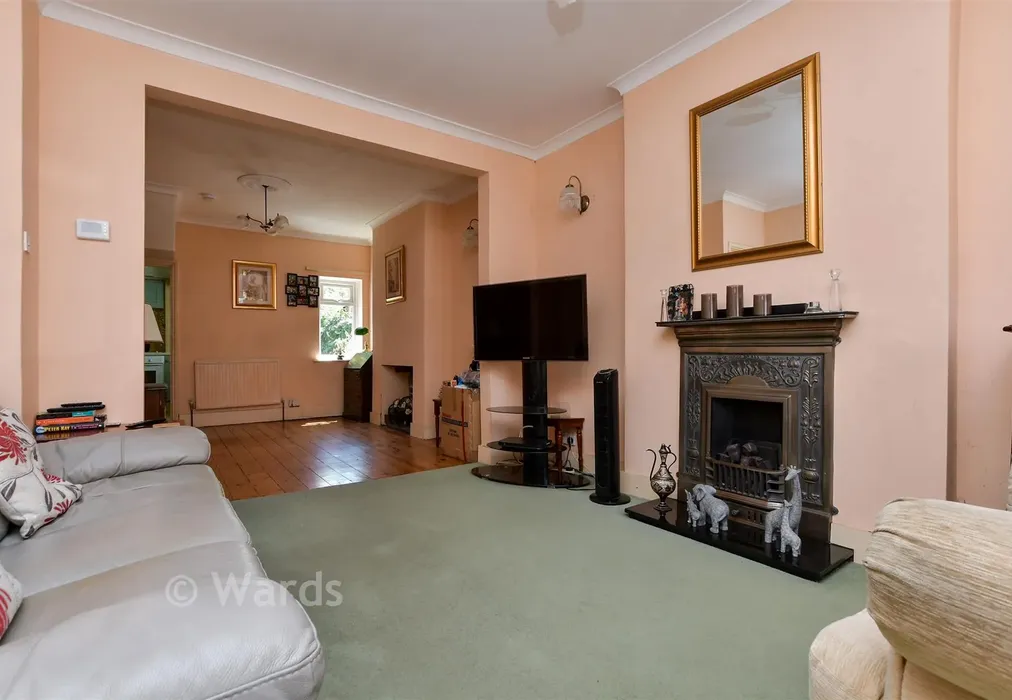 Lounge - Beacon Road, Broadstairs, Kent - Wards of Kent