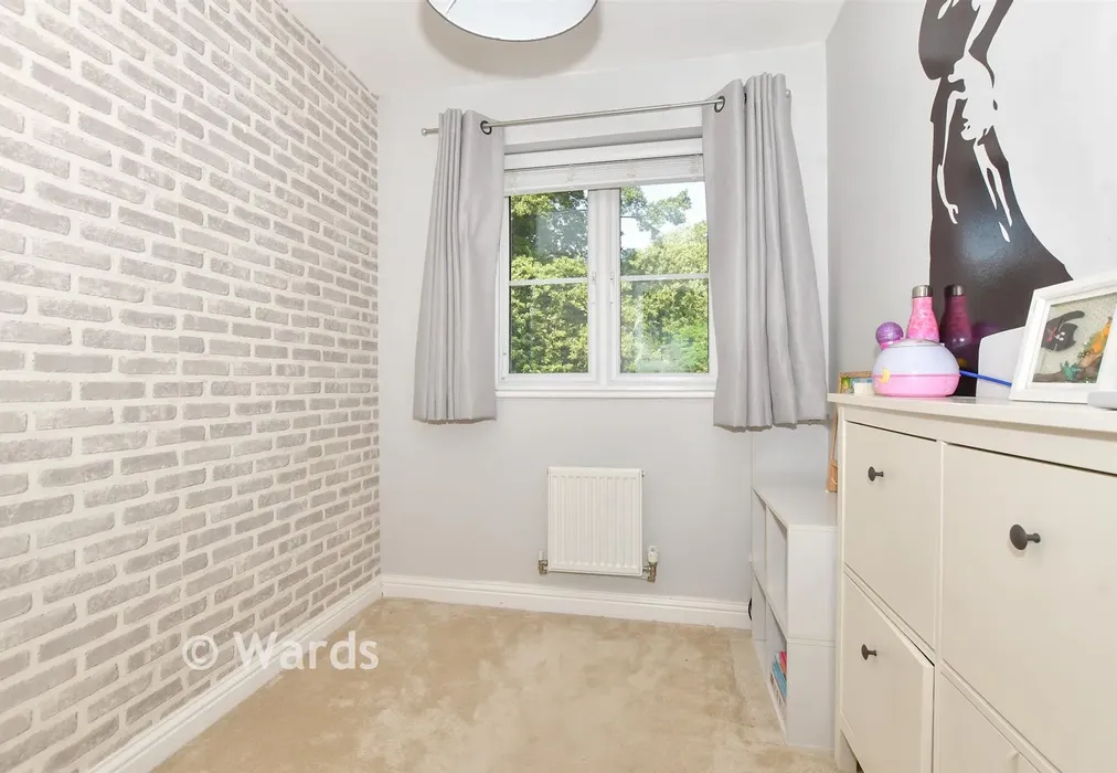 Bedroom 4 - Crossway, Broadstairs, Kent - Wards of Kent