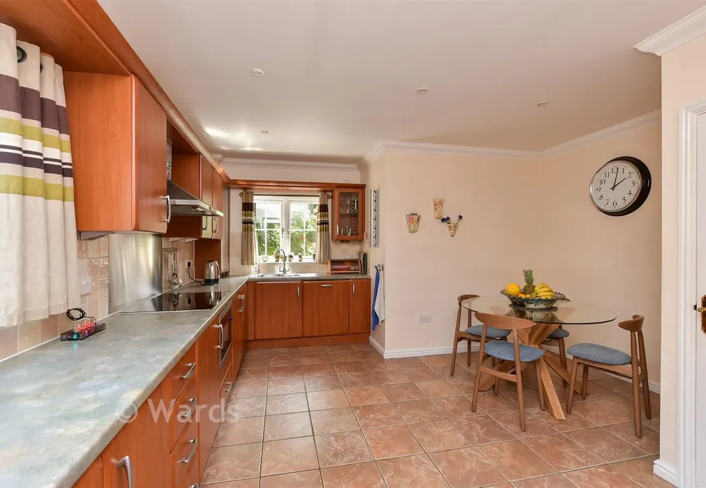 Kitchen/Diner - Foreland Heights, Broadstairs, Kent - Wards of Kent