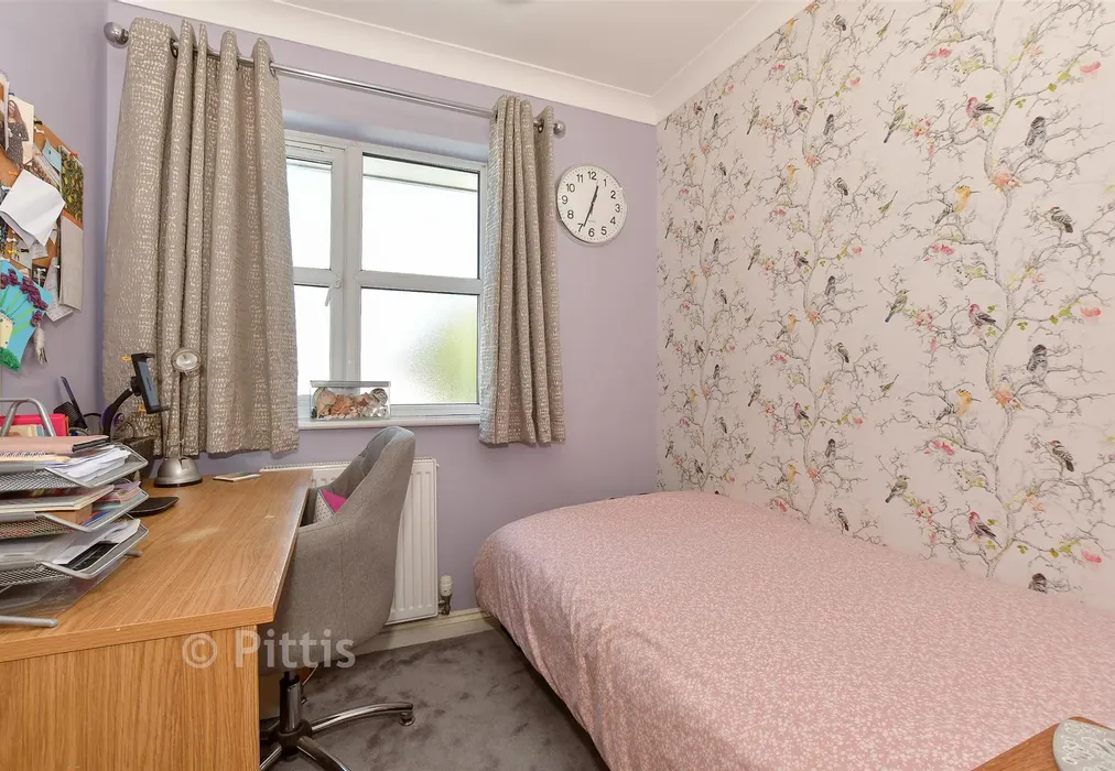 Bedroom 3 - Summerhill Close, Sandown, Isle of Wight - Wards of Kent
