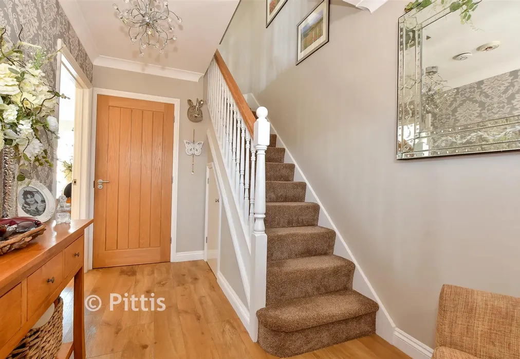 Hallway - Summerhill Close, Sandown, Isle of Wight - Wards of Kent
