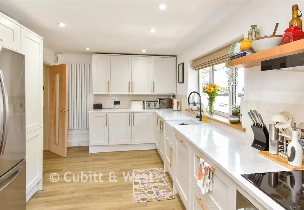 Kitchen - Balsdean Road, Woodingdean, Brighton, East Sussex - Wards of Kent