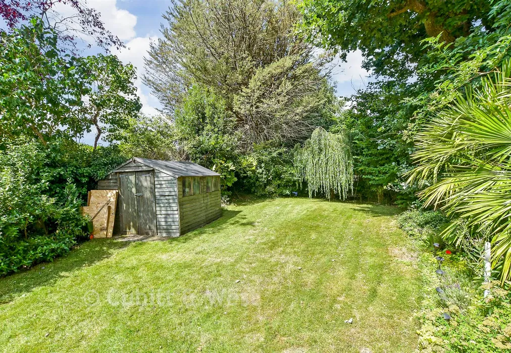 Rear Garden - Mill Lane, Ashington, West Sussex - Wards of Kent