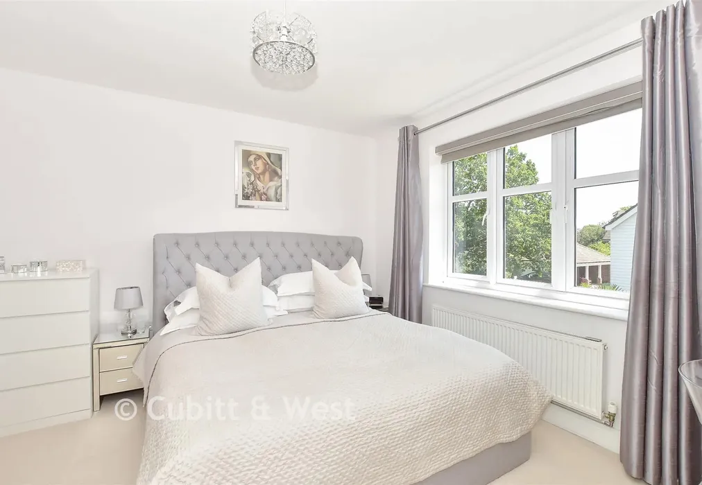 Bedroom 1 - Huntley Mews, Southwater, Horsham, West Sussex - Wards of Kent