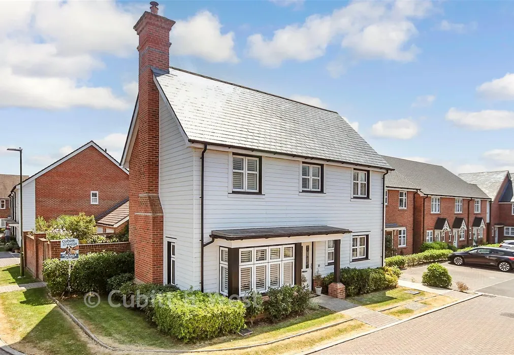 Hli0L - External (Web) - Huntley Mews, Southwater, Horsham, West Sussex - Wards of Kent