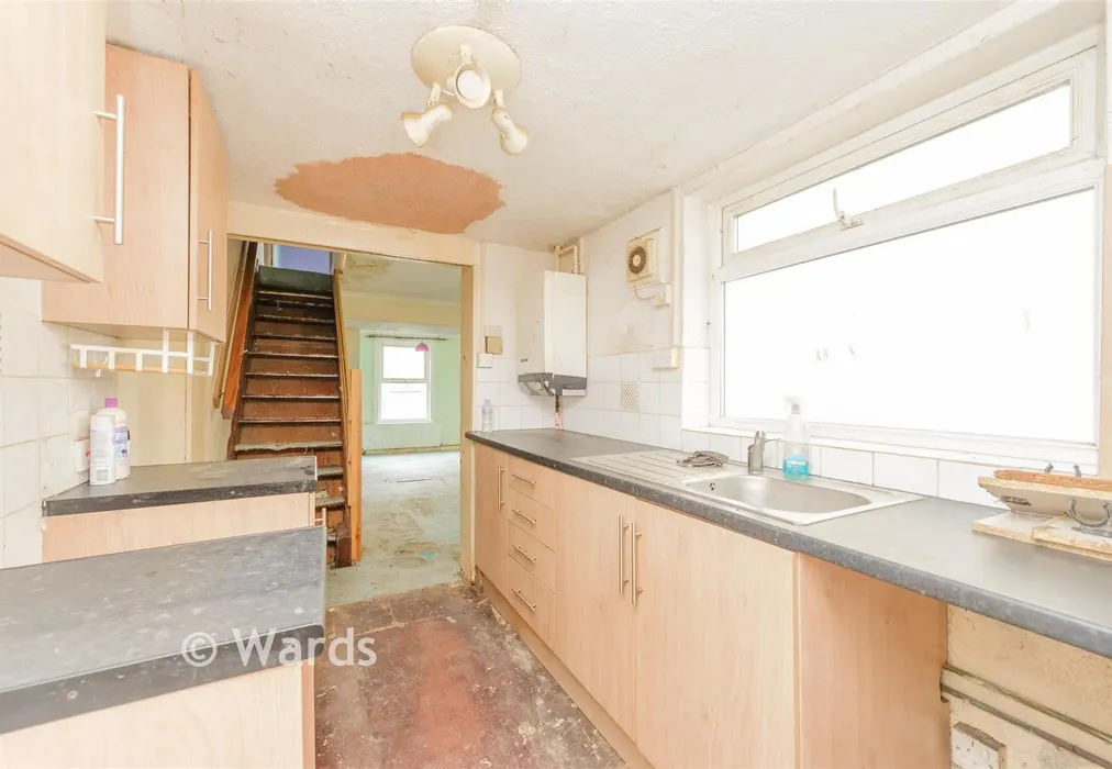 Kitchen - Thorold Road, Chatham, Kent - Wards of Kent