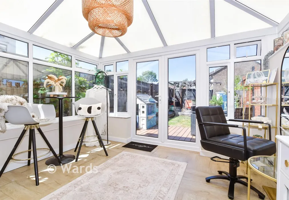 Conservatory - Launder Way, Maidstone, Kent - Wards of Kent