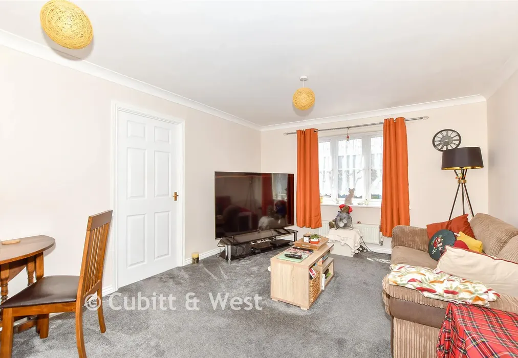 Lounge - Kirpal Road, Portsmouth, Hampshire - Wards of Kent