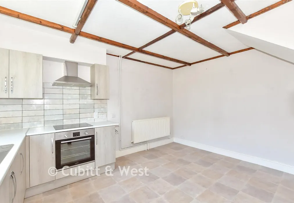 Flat C Sitting Room/Kitchen - Kings Avenue, Chichester, West Sussex - Wards of Kent