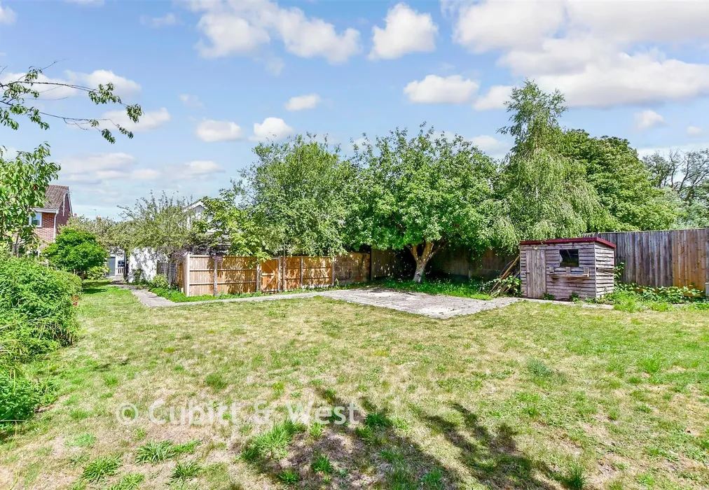 Rear Garden - Kings Avenue, Chichester, West Sussex - Wards of Kent