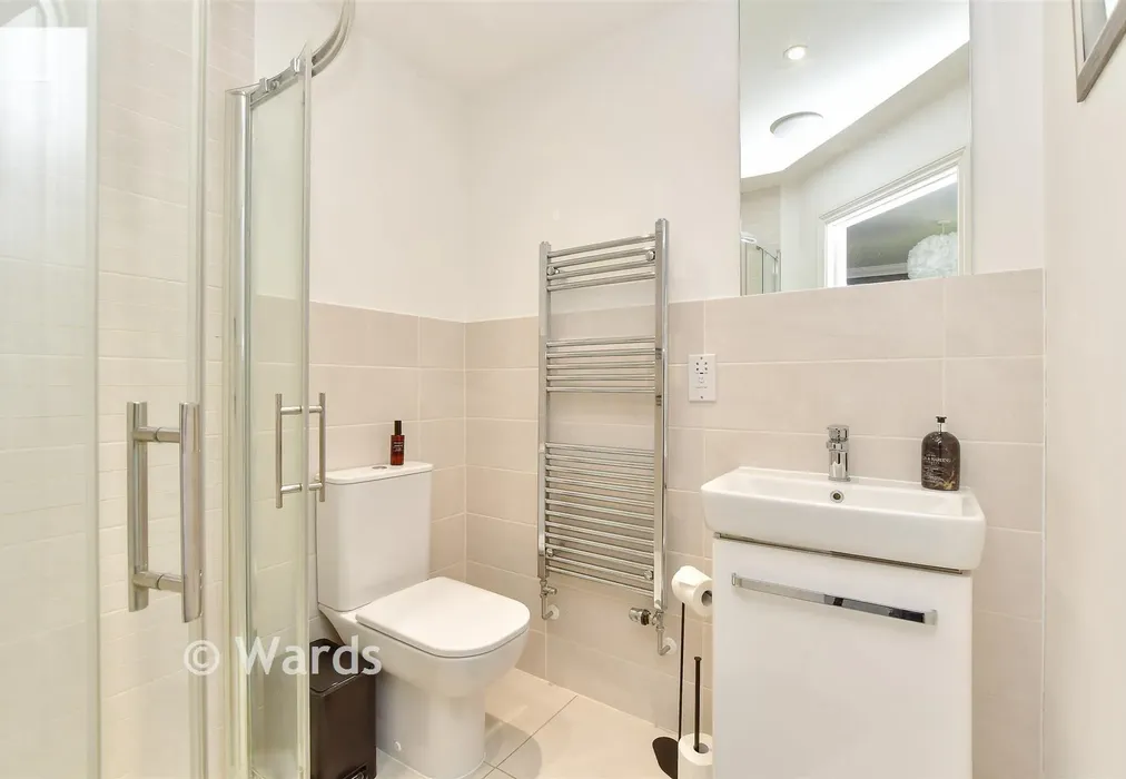 En-Suite Shower Room - Chequers Hill, Doddington, Kent - Wards of Kent