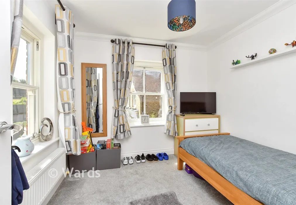 Bedroom 3 - Chequers Hill, Doddington, Kent - Wards of Kent