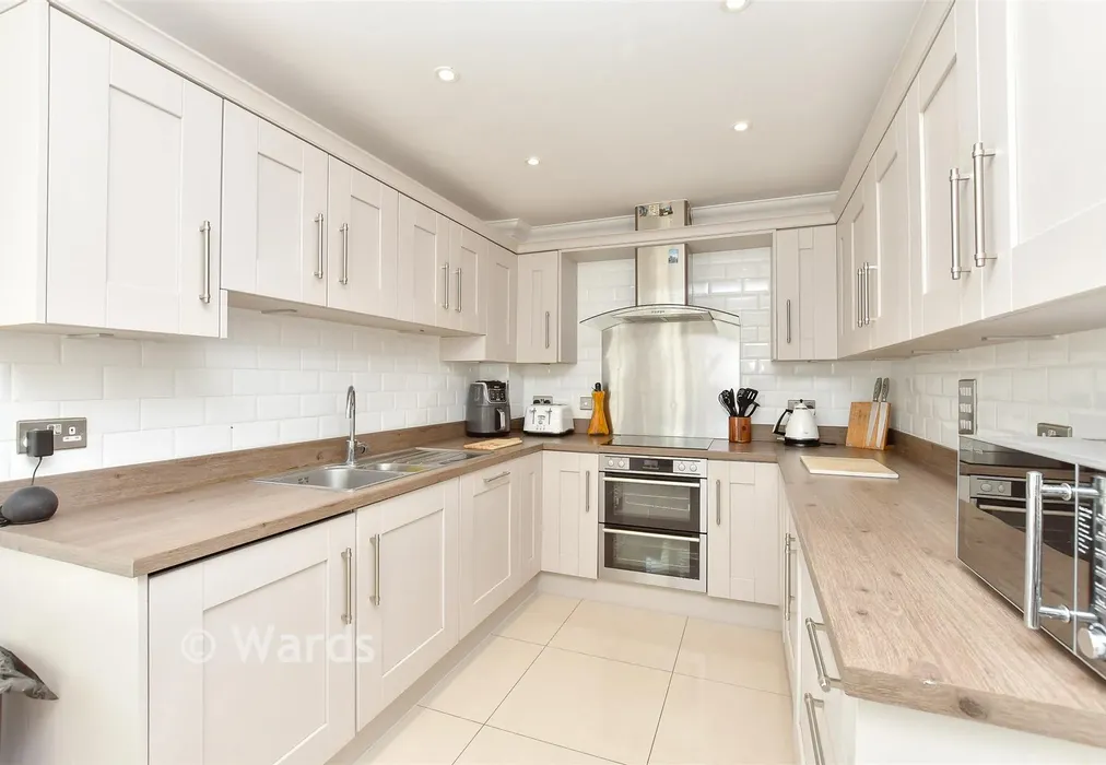 Kitchen/        Diner - Chequers Hill, Doddington, Kent - Wards of Kent