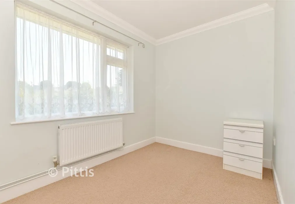 Bedroom 2 - Roseway Lake, Sandown, Isle of Wight - Wards of Kent