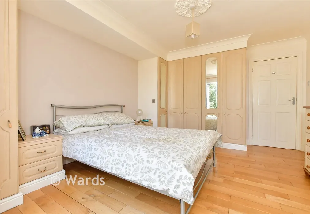Bedroom 1 - Throwley Drive, Herne Bay, Kent - Wards of Kent