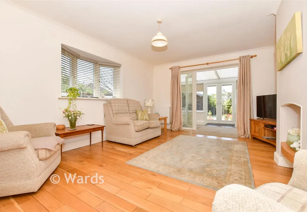 Lounge - Throwley Drive, Herne Bay, Kent - Wards of Kent