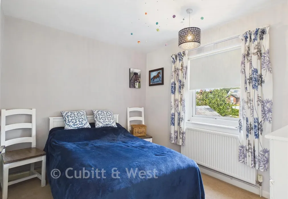 Bedroom 2 - Smith Road, Reigate, Surrey - Wards of Kent