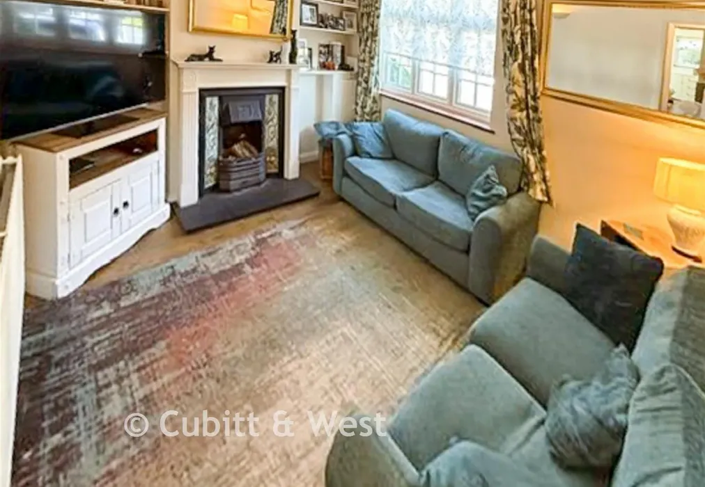 Lounge - Smith Road, Reigate, Surrey - Wards of Kent