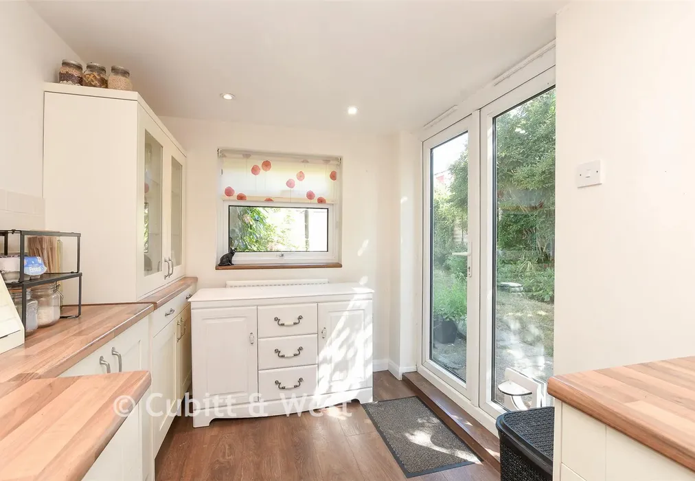 Kitchen - Smith Road, Reigate, Surrey - Wards of Kent