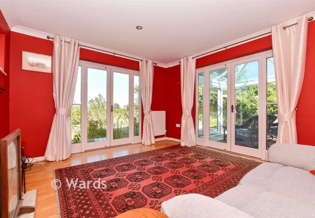 Lounge - Herne Common, Herne Bay, Kent - Wards of Kent