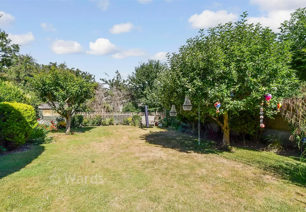 Rear Garden - Elm Wood West, Whitstable, Kent - Wards of Kent