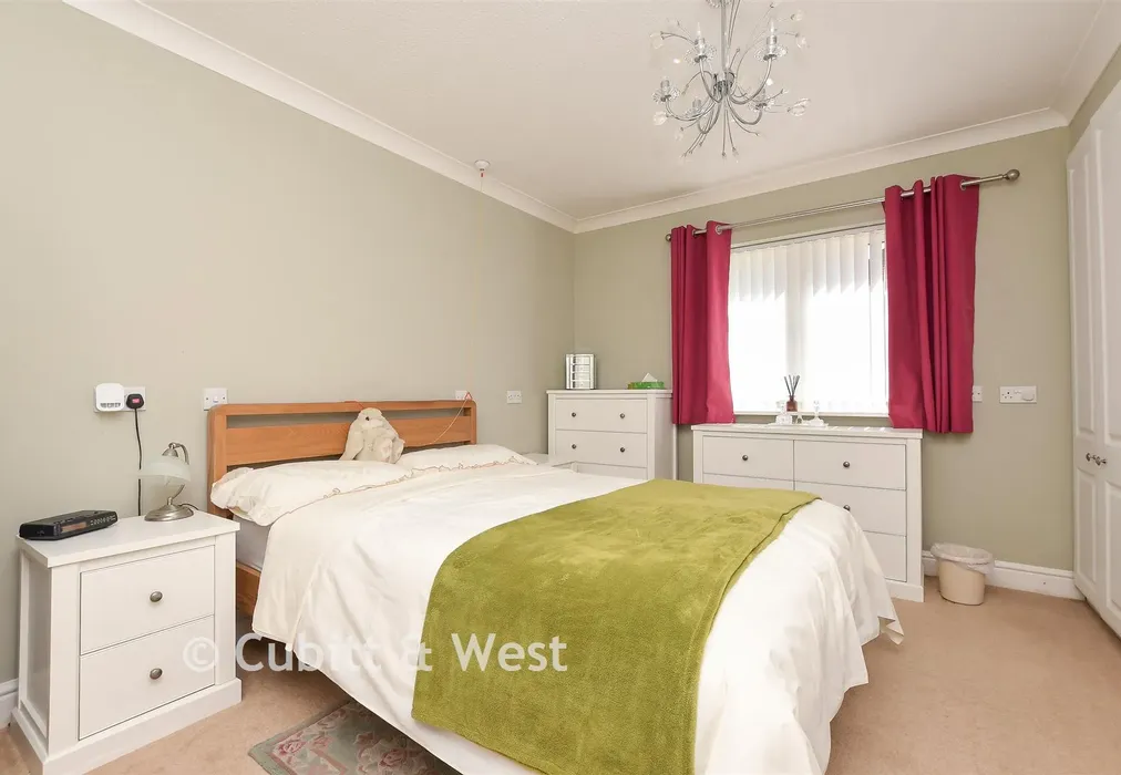 Bedroom 1 - Alma Road, Reigate, Surrey - Wards of Kent