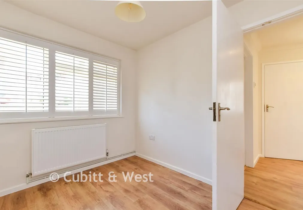 Bedroom 3 - Graham Crescent, Portslade, East Sussex - Wards of Kent