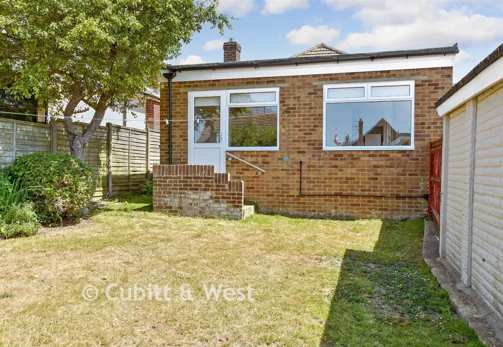 Rear Elevation - Graham Crescent, Portslade, East Sussex - Wards of Kent