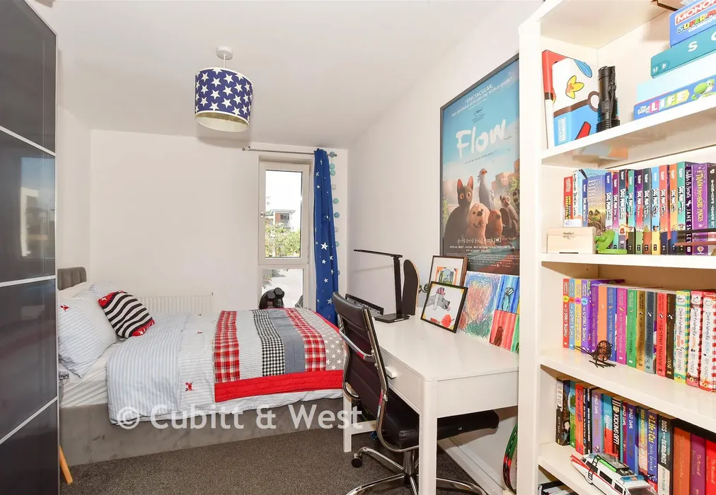 Bedroom 2 - Commonwealth Drive, Commonwealth Drive, West Sussex - Wards of Kent